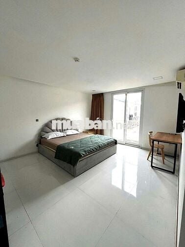 Studio ban công trong khu đô thị Phú Mỹ Hưng, quận 7 - Full nội thất