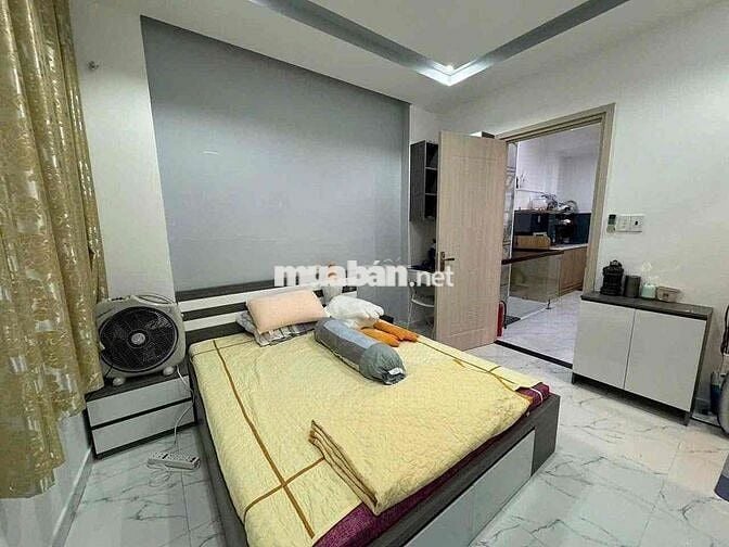 Cần Bán Gấp Nhà MT Cẩm Bá Thước , Quận Phú Nhuận