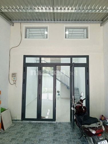 SIÊU HÓT...! Bán nhà  hẻm xe hơi đường Võ Văn Hát, P.Long Trường