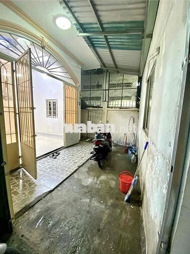 Cho thuê nhà gần trạm Y tế trường Thọ,/đs 8,p.Trường Thọ 9,5tr TL