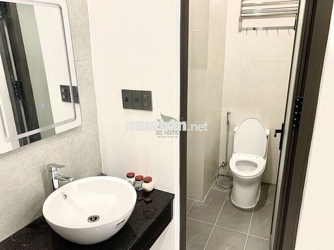 CHO THUÊ NHÀ KINH DOANH MỚI XÂY CÓ THANG MÁY KHU ĐẮC ĐỊA PHỐ HÀN