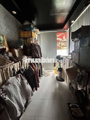 Nhà Mặt Tiền Lô Góc Kinh Doanh , 15m có lề , Trung tâm Q6 , Hậu Giang