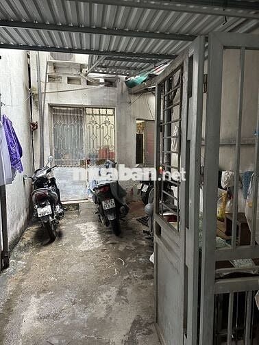 Bán nhanh 33m2 trung tâm xuân đỉnh, cách đường ô tô tránh 100m