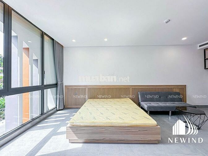 Căn hộ dịch vụ studio full nt cửa sổ trời siêu rộng gần trung tâm