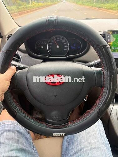 Hyundai Grand i10 2011 1.2 AT - 100000 km