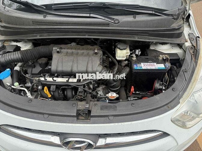 Hyundai Grand i10 2011 1.2 AT - 100000 km