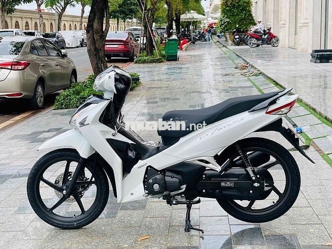 Future 2025 siêu mới lướt