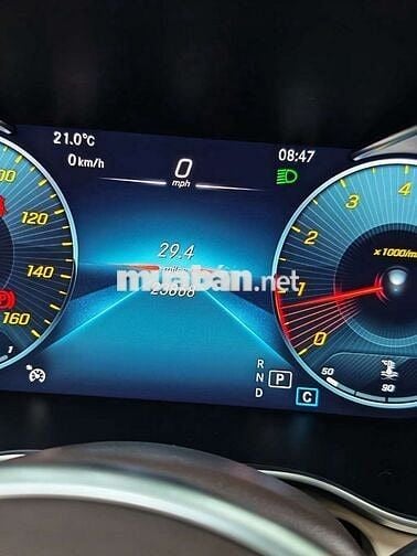 Glc300 2021 300 4MATIC - 23868 miles đen kem