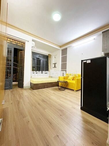 Phòng ban công máy giặt riêng full nội thất ngay trung tâm PN, BTh, Q1