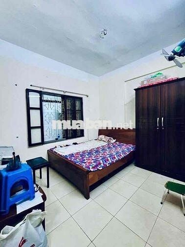 Cần bán gấp! TT Lò Đúc, mặt phố, 2 thoáng, funll nội thất, sổ CC 65m