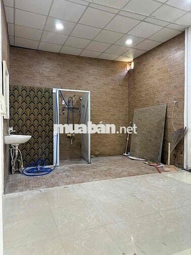 MẶT TIỀN KINH DOANH ĐA NGÀNH NGAY LÊ VĂN CHÍ