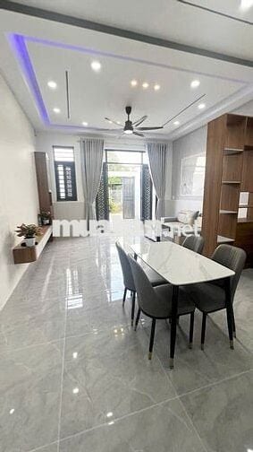 Cần trả nợ ngân hàng bán lại căn nhà cấp 4 gần xã Mỹ hạnh Đức hoà