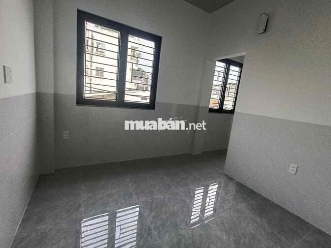 CÁCH ĐẠI HỌC SPKT VÀ HOÀNG DIỆU 2 1KM NHÀ MỚI XÂY 4PN 4WC Ở + VPCTY