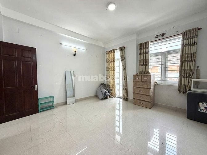 + Lê Lai 66 M2.4 Tầng. 4.6 X 14 Giá 11.9 Tỷ TL Phường 12 Tân Bình