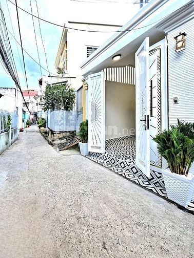 Bán nhà mặt hẻm, đường Dương Cát Lợi - thị trấn Nhà Bè - Liền Kề Q7 (c