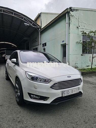 Ford Focus Titanium 2016 Trắng