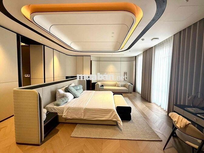 Bán chung cư vip Hai Bà Trưng, view mặt phố, 3pn,Funll nội thất, sổ CC