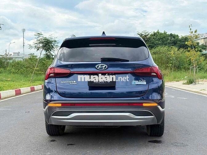 Santafe Premium 2022 , 2 cầu, máy dầu , odo 34.000
