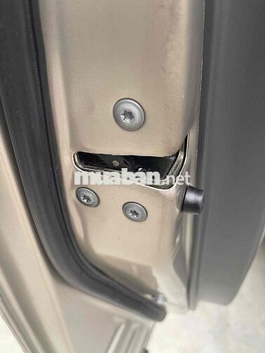 Gđ cần bán innova