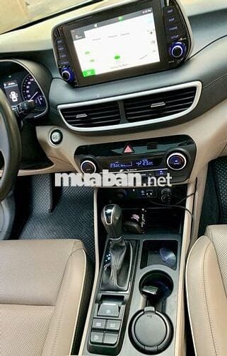 Tucson 2019 trắng 2.0 đặc biệt