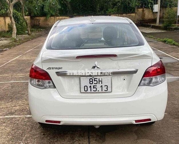 Mitshubishi attrage số tự động rin đẹp fun đồ chơi