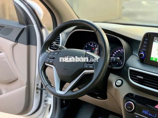 Tucson 2019 trắng 2.0 đặc biệt