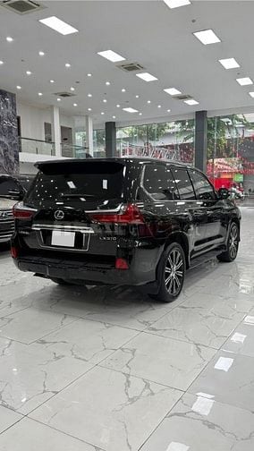 Bán Lexus LX570 nhập Mỹ, sản xuất 2018, lăn bánh chưa đầy 4 vạn, 