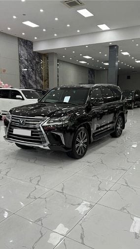 Bán Lexus LX570 nhập Mỹ, sản xuất 2018, lăn bánh chưa đầy 4 vạn, 