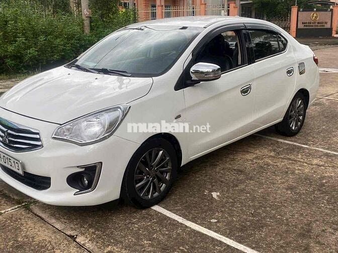 Mitshubishi attrage số tự động rin đẹp fun đồ chơi