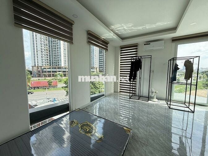 Căn hộ cao cấp mới xây ngay mặt tiền Nguyễn Văn Linh view hồ cực đẹp