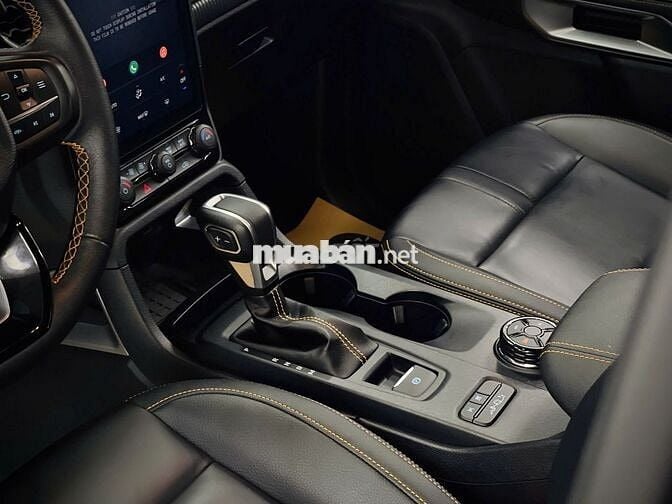 FORD RANGER WILDTRAK 2024 SIÊU LƯỚT