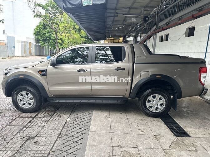 Ford Ranger XLS 2022 AT Bảo hành 2026 Vay 70%