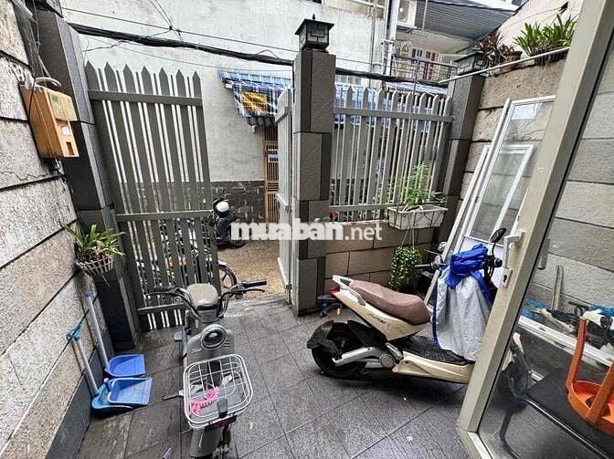 Nhà 3 tầng HXH 1/ Dương quảng hàm P5 Gò Vấp