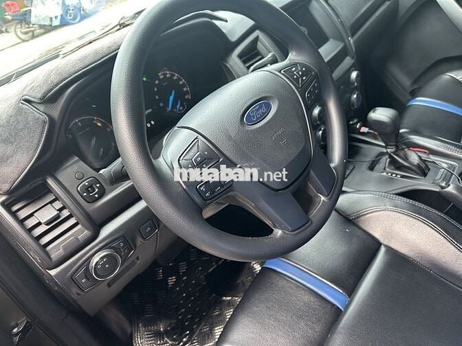 Ford Ranger XLS 2022 AT Bảo hành 2026 Vay 70%