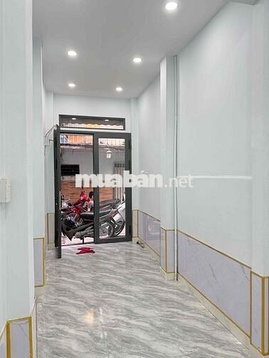 Nhà Quận 1 Trần Hưng Đạo , dọn vào ở ngay