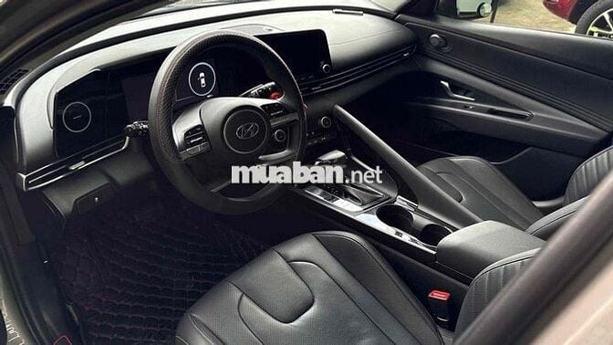 Xe Elantra 2025 siêu lướt 2.800km