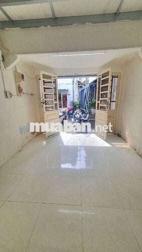 Ngay ST Lotte, Chợ, Nhà 2 Tầng 39M2