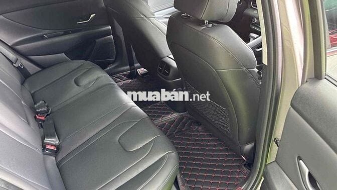 Xe Elantra 2025 siêu lướt 2.800km