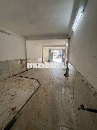 Bán nhà mặt tiền đường Nguyễn Biểu, Quận 5, 4 lầu, 77m2, giá 28,2 tỷ