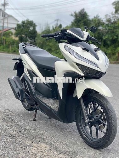 Cần bán vario 125 xe còn đẹp vỏ đầu theo xe máy êm