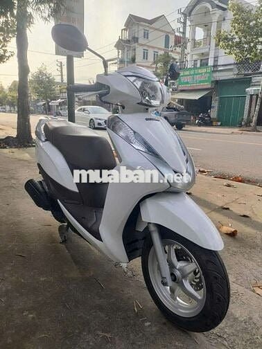 Lead biển TP xe đẹp máy rin êm