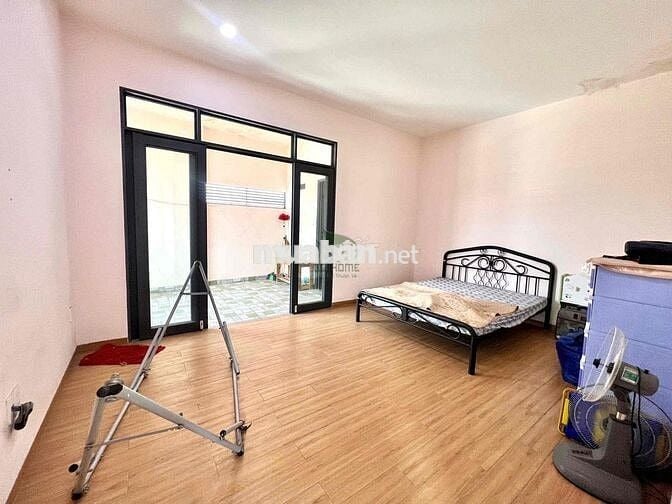 CHO THUÊ NHÀ KINH DOANH MẶT TIỀN LÊ HỒNG PHONG GIÁ 20TRIỆU/THÁNG