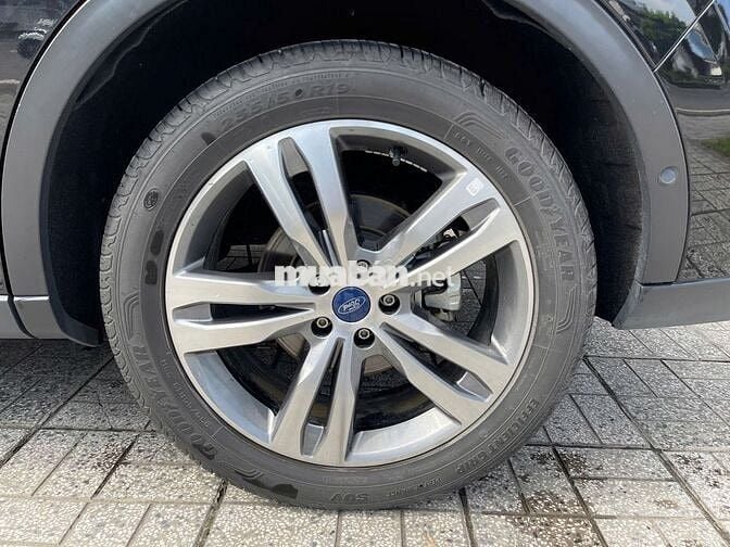 Territory 2024 Titanium X 1.5 AT, NH 70% LS Ưu Đãi