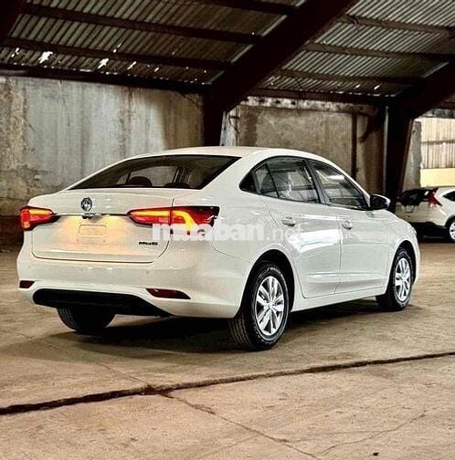 MG5 MT Chiếc   sedan hạng C giá tốt mà chất lượng