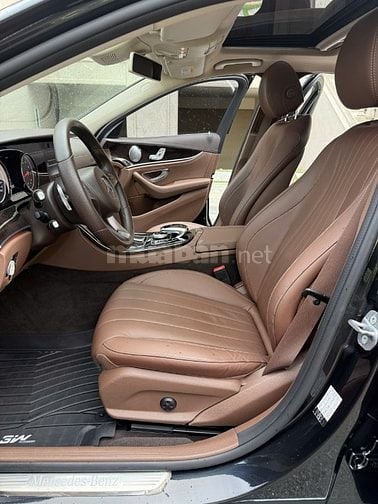 Mercedes Benz E250 siêu lướt, sản xuất 2016 màu đen, chạy 36.000km