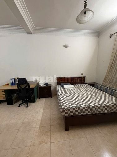 Phố Cầu Giấy – 139 m2 – 3 Tầng – Mặt Tiền 8.6 m – Giá 40.8 Tỷ. 💥