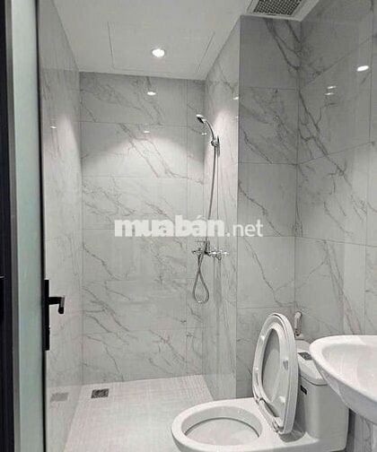 Cho Thuê Nhà Đường Nguyễn Văn Thương, Bình Thạnh - THANG MÁY / NHÀ ĐẸP