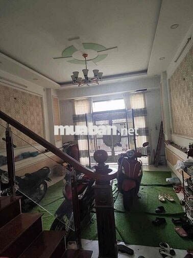 NHÀ 3 LẦU 5PN 4WC FULL NỘI THẤT NGAY NGÃ TƯ HIỆP BÌNH PHƯỚC 15 TRIỆU