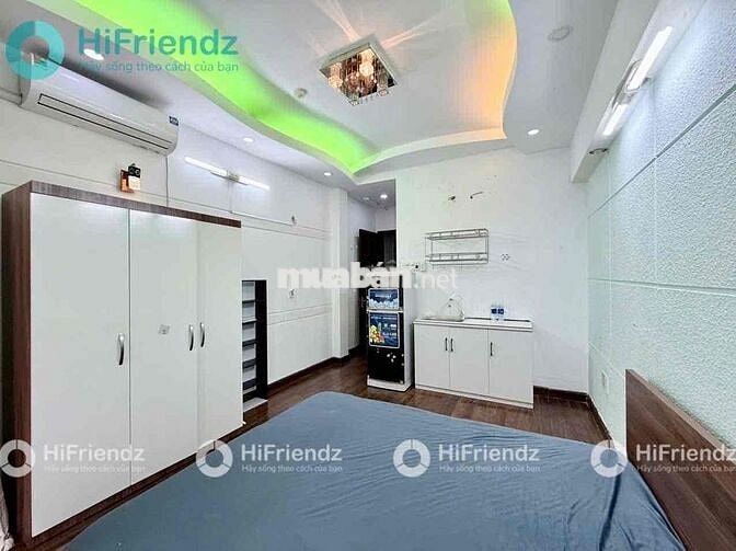 Ngay Phan Xích Long • Studio Bancol • Giáp Quận 1 - Bình Thạnh