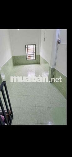 Nhà Âu Cơ,f10,tb.có 1 trệt,2 lầu.